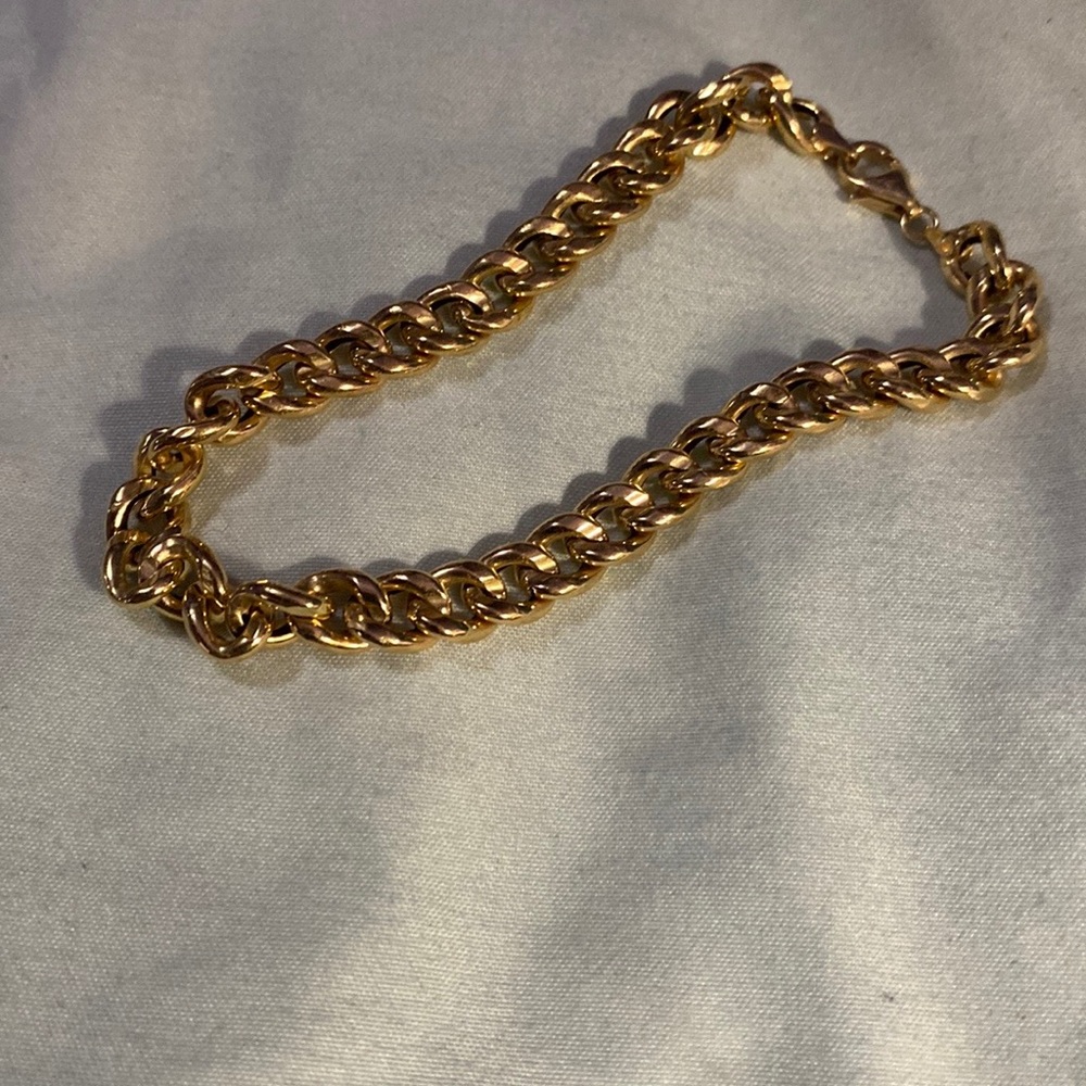 Hand  bracelet